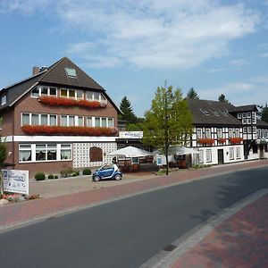 Akzent Hotel Zur Wasserburg - Hotel Garni Bed & Breakfast